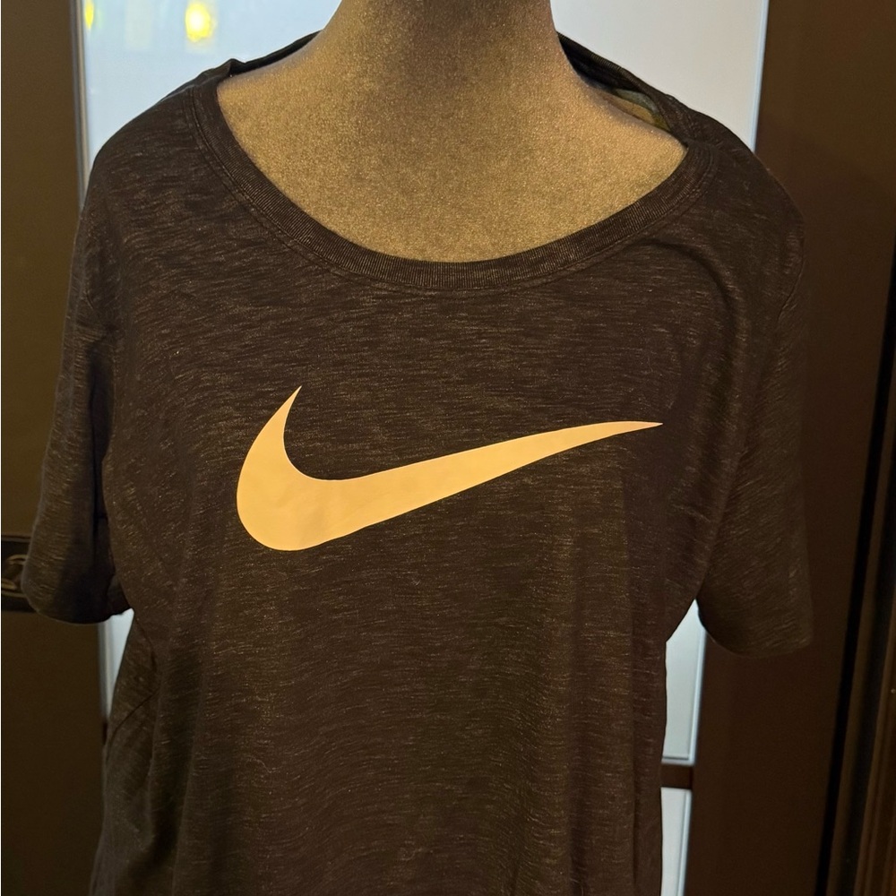 Nike Women's Dark Gray Tee with White Swoosh
